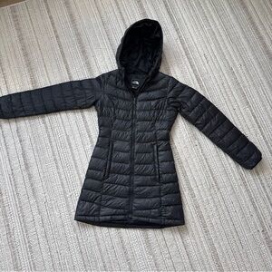 The North Face Women's Jenae Jacket Quilted Hooded Down Puffer Parka Size XS